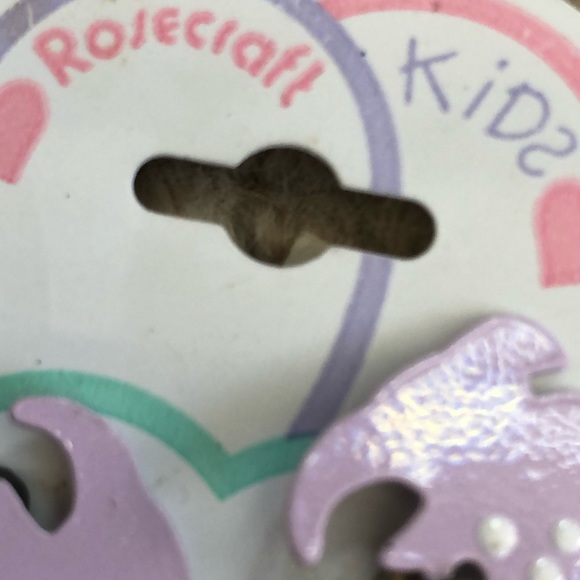 NWT cat earrings AND 30 true tales of courageous cats book! - Picture 5 of 14